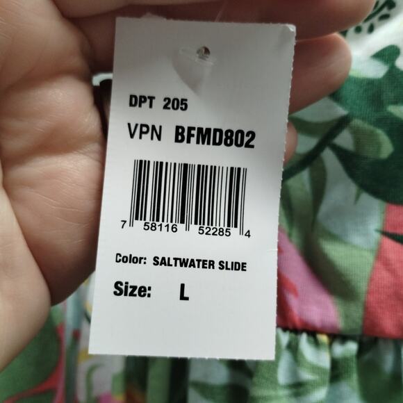 Jamie & Layla NWT Size Large Tropical Hawaiian Shark Bite Sleeveless Midi Dress - Picture 7 of 7